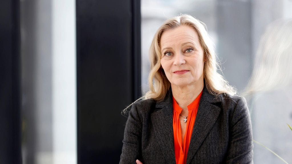Akavan puheenjohtaja Maria Löfgrenin mukaan työelämän nopea muutos vaatii osaamisen päivittämistä sekä työttömiltä että työssä olevilta.