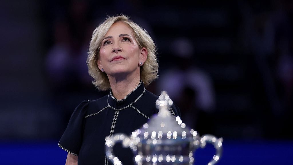 Chris Evert kertoo käyneensä leikkauksessa.