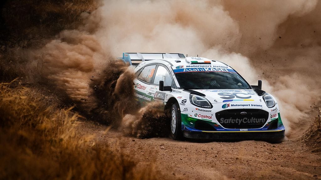 Jon Armstrong Kreikan MM-rallissa.