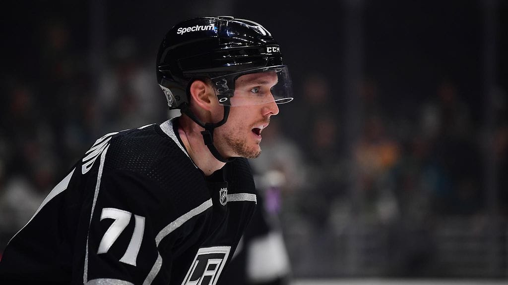 Ilvekseen siirtyvällä Austin Strandilla on myös NHL-kokemusta.