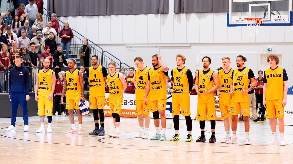 Seagullsin viime kausi päättyi tappioon pronssiottelussa Uudenkaupungin Korihaita vastaan.
