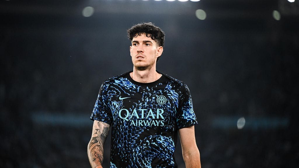 Alessandro Bastoni on Inter Milanin ja Italian maajoukkueen puolustaja.