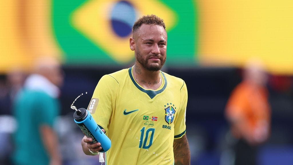 Neymar itki Brasilian Norja-tappion jälkeen.