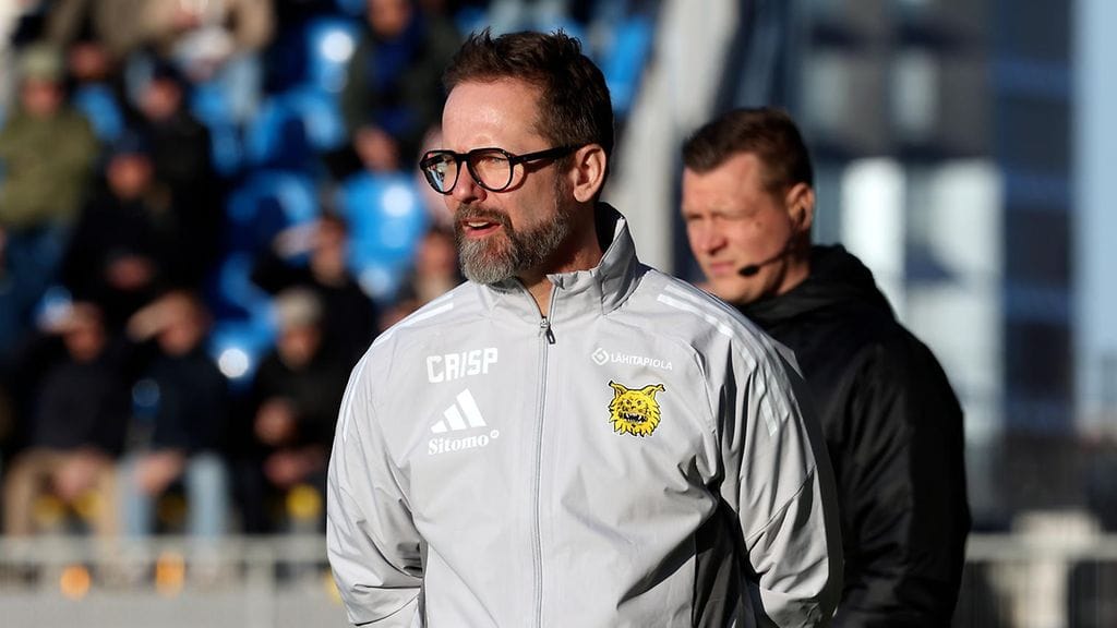 Joni Lehtonen on siirretty syrjään Ilveksen päävalmentajan paikalta.
