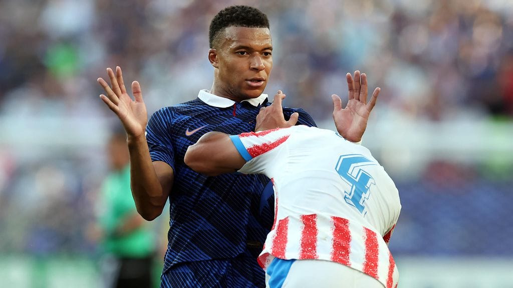 Kylian Mbappe ja Ranska lähettivät Paraguayn kotimatkalle MM-kisoista.