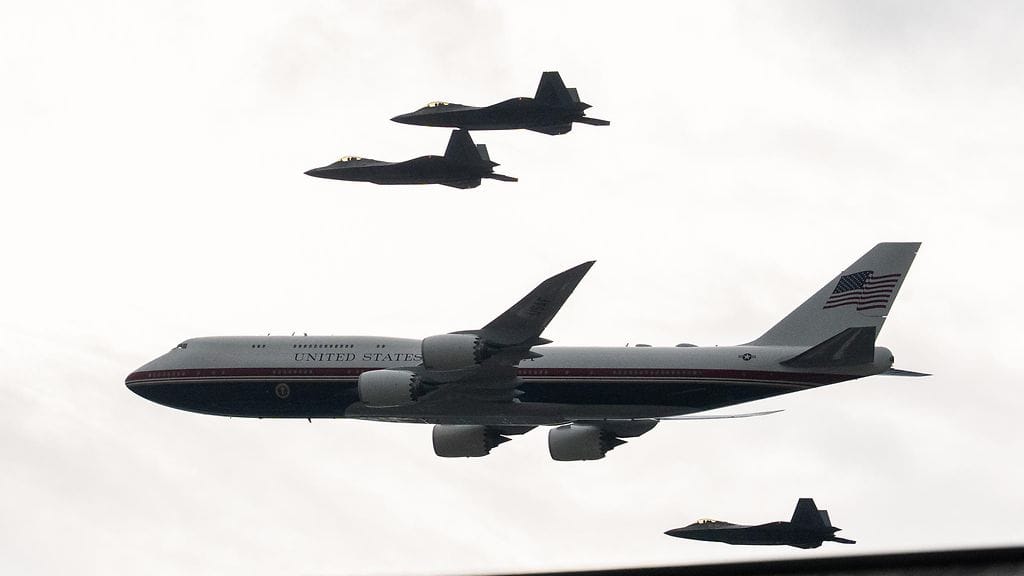 AOP 29.14125408 Air Force one uusi kone