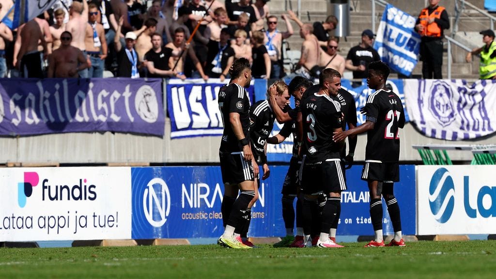 FC Lahti kukisti HJK:n maalein 2–0.