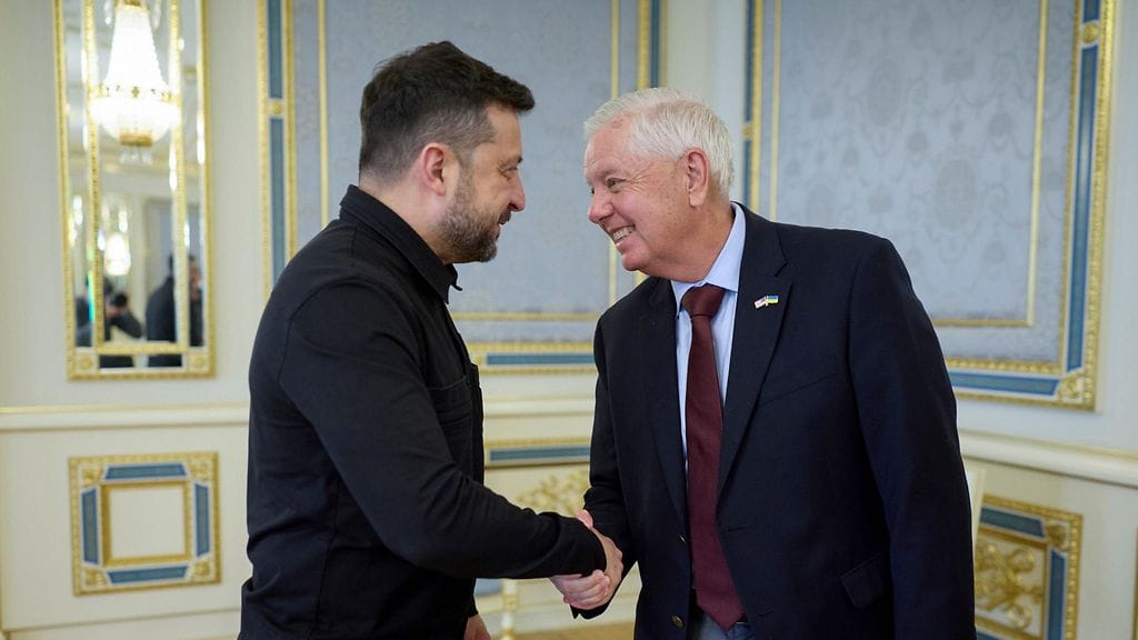 AOP lindsey graham zelenskyi