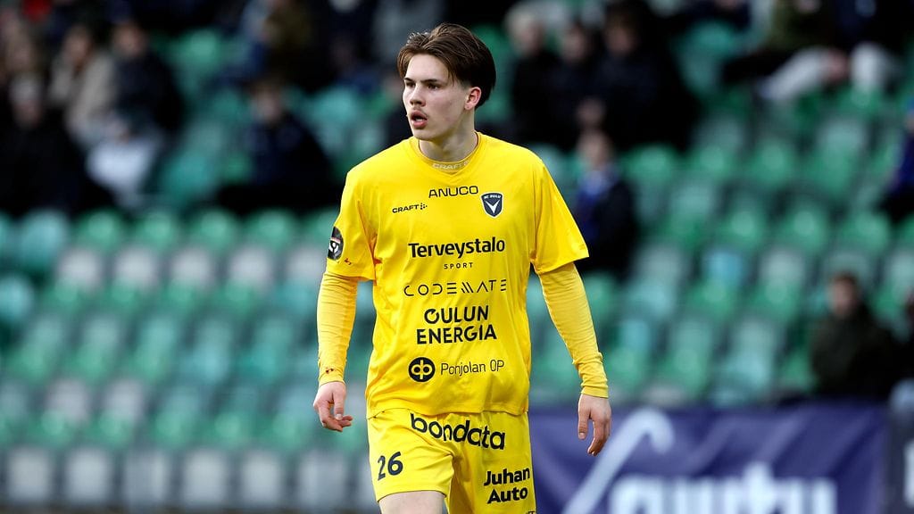 Julius Körkkö, 20, siirtyy Tanskan pääsarjaan.