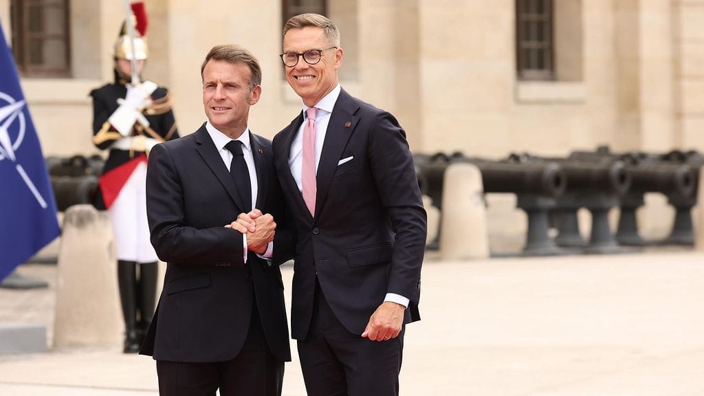 Ranskan presidentti Emmanuel Macron ja Suomen presidentti Alexander Stubb kuvattuna Pariisissa 13. heinäkuuta 2026.