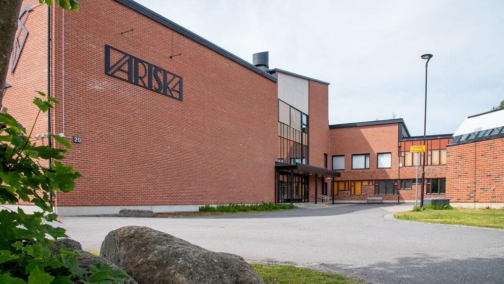 Variskan koulun pihalla Vaasassa pahoinpideltiin 8-vuotias putkenavausnesteellä.