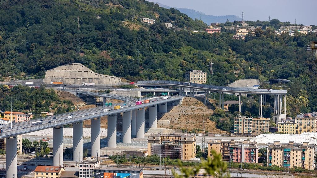 Italiassa romahti silta vuonna 2018, joka rakennettiin uudelleen vuonna 2020.