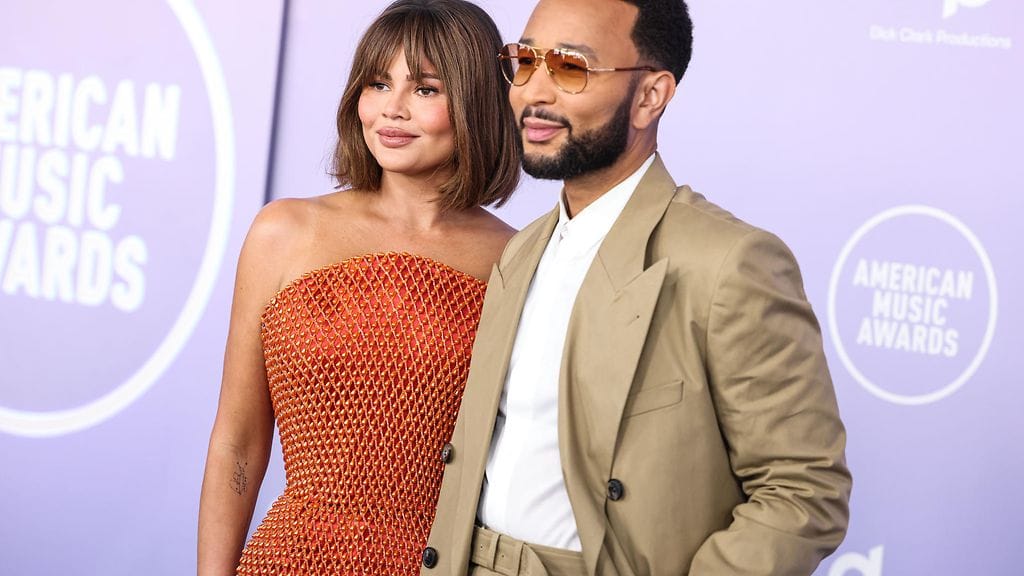 Chrissy Teigen ja John Legend.