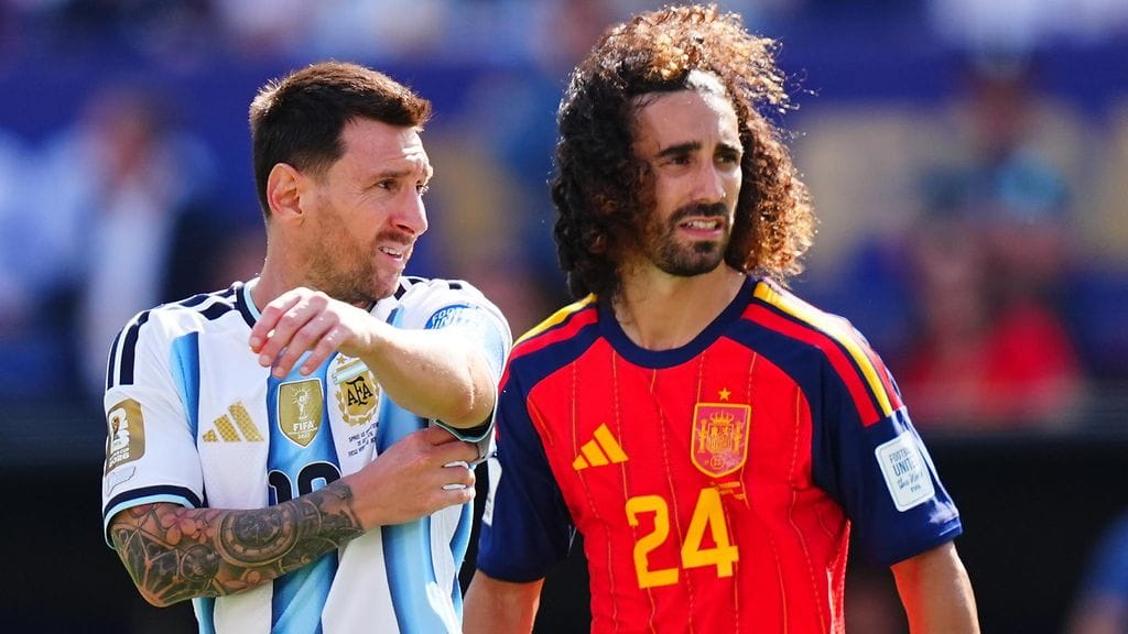 Messi ja Cucurella.