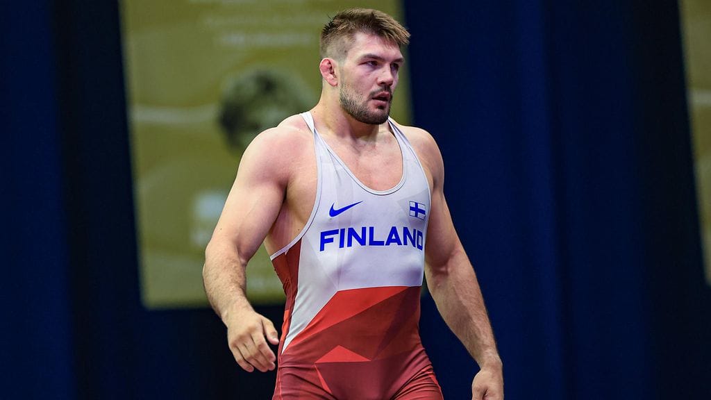 Arvi Savolainen.
