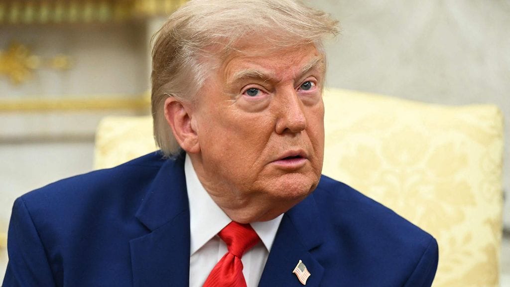 Trump kertoi asiasta Truth Social -viestipalvelussaan.