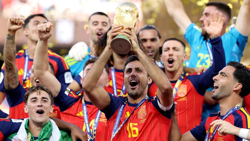 Rodri nosti Espanjan kapteenina MM-pokaalin ilmaan viime sunnuntaina.