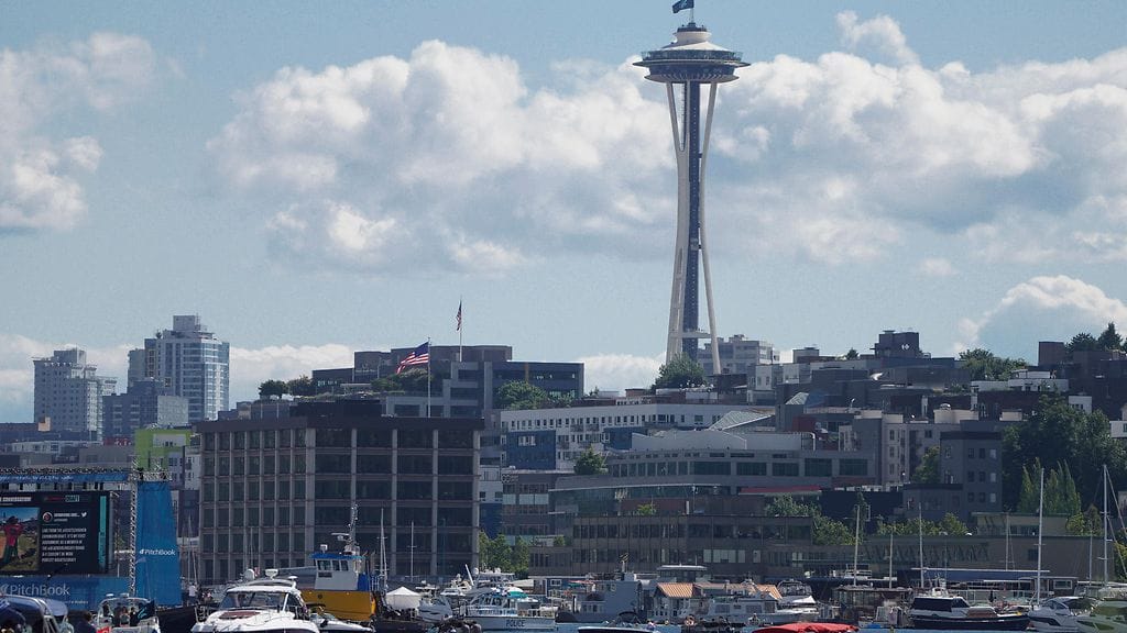 AOP Space-needle Seattle