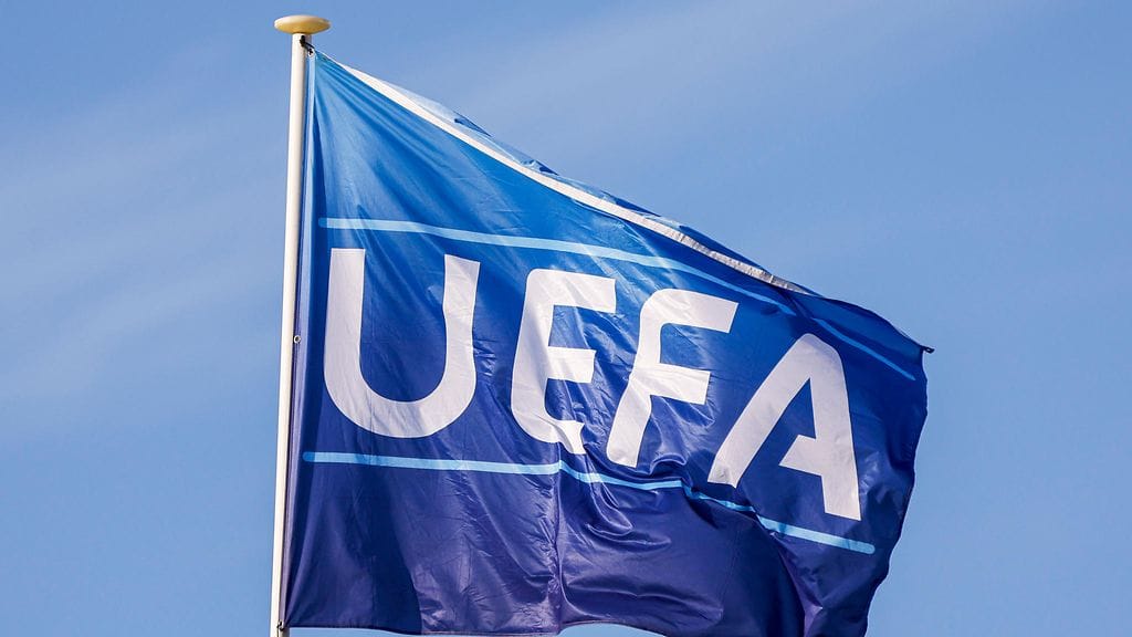 Euroopan jalkapalloliitto Uefa ilmoitti boikotoivansa jalkapallon MM-kisoja Fifan ja Gianni Infantinon suunnitelmien takia.