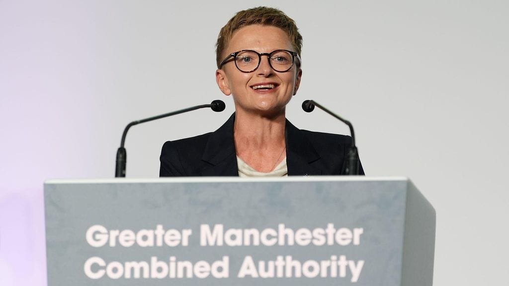 Bev Craig piti puheen tultuaan valituksi Suur-Manchesterin uudeksi pormestariksi.