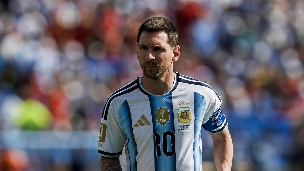 Lionel Messi kipparoi Argentiinan tänä kesänä MM-hopealle. Espanja voitti loppuottelun.