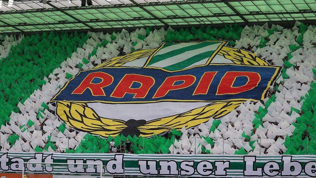 SK Rapid Wienin fani menehtyi vierasmatkalla.