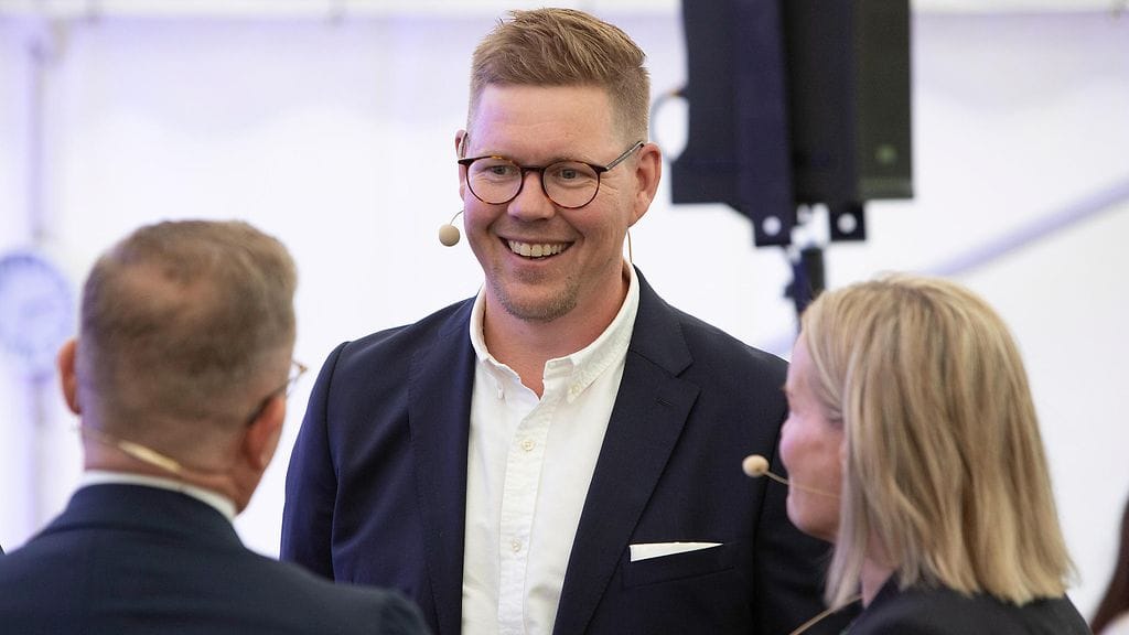 SDP:n Antti Lindtman on puoluejohtajista yhä niukasti suosituin seuraavan hallituksen pääministeriksi.