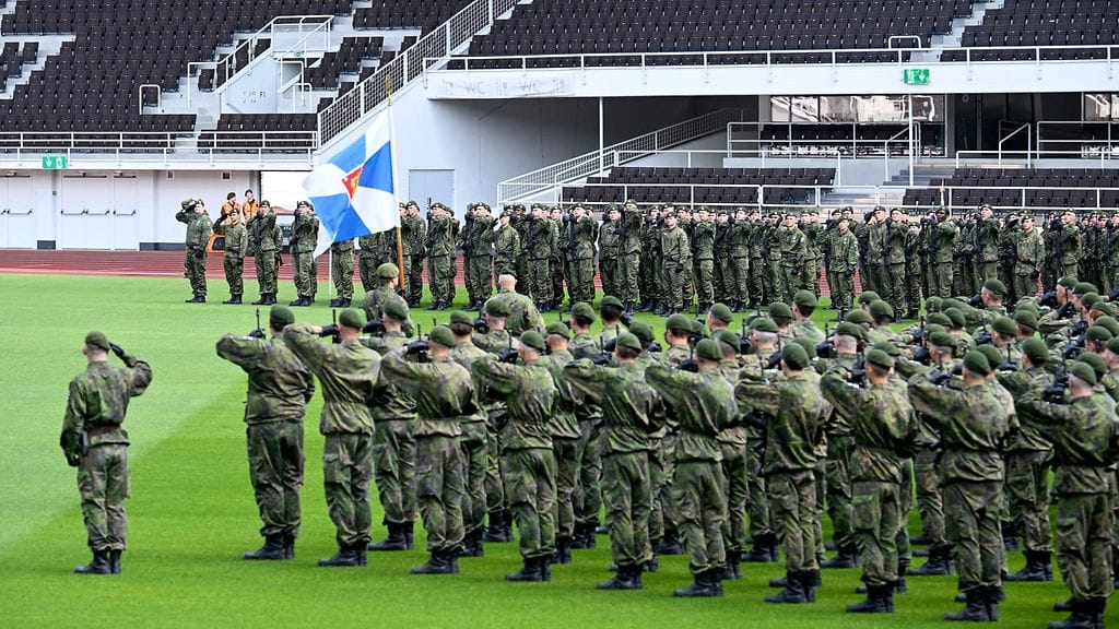 LK Sotilasvala Olympiastadion 3 130826