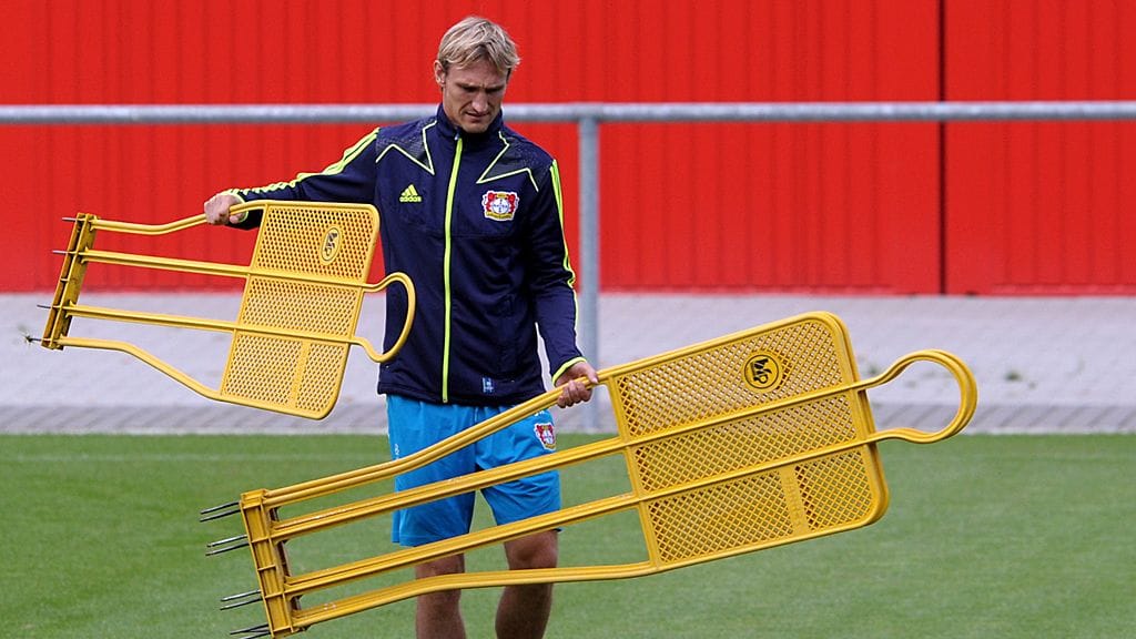 Sami Hyypiä Bayer Leverkusenin harjoituksissa.