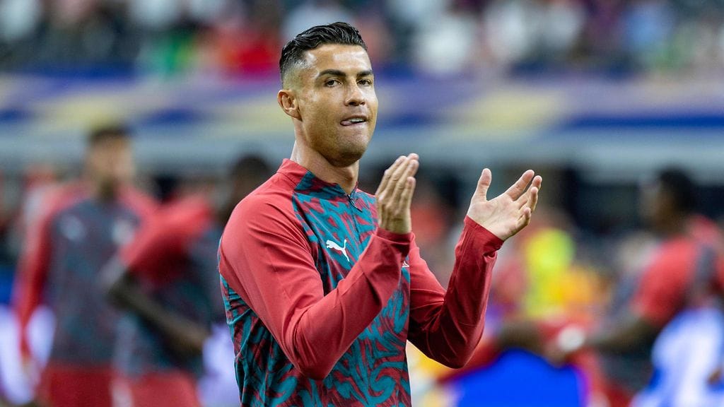 Cristiano Ronaldo saattaa lopettaa uransa juuri käynnistyneen kauden päätteeksi.
