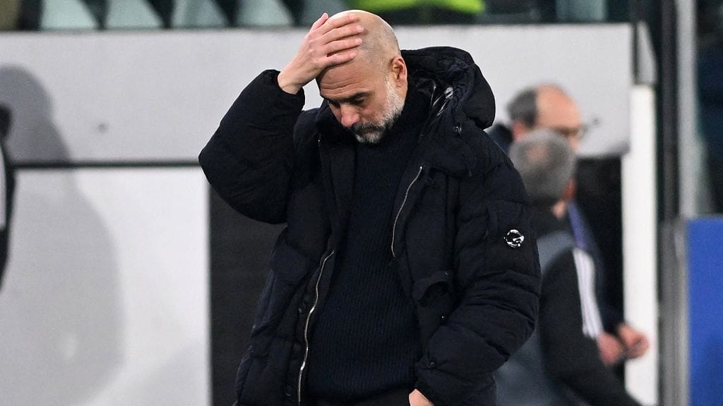 Manchester City rämpi Pep Guardiolan ajan syvimmässä suossa joulukuussa 2024. Juventus-ottelun (kuva) jälkeen Guardiola kertoi pelaajilleen eronneensa vaimostaan.