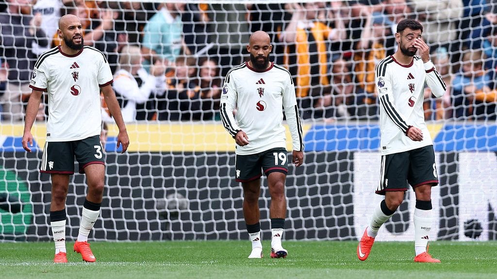 Manchester United taipui sarja-avauksessa.