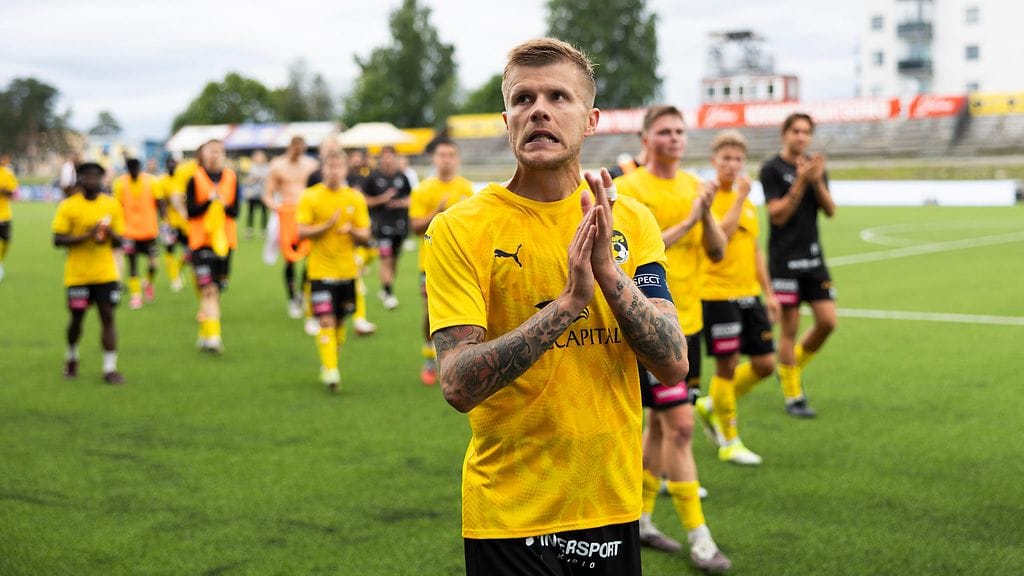 KuPS lepuutti muun muassa avainpelaajaansa Petteri Pennasta avausjakson ajan sunnuntaina. Kuva europelistä heinäkuulta.