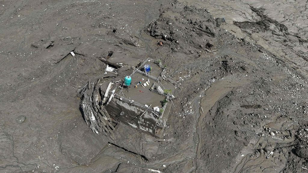 LK 27.8.26 nepal tulva (3)