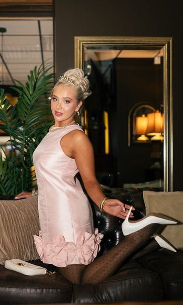 4. REBEKKA HOMANEN