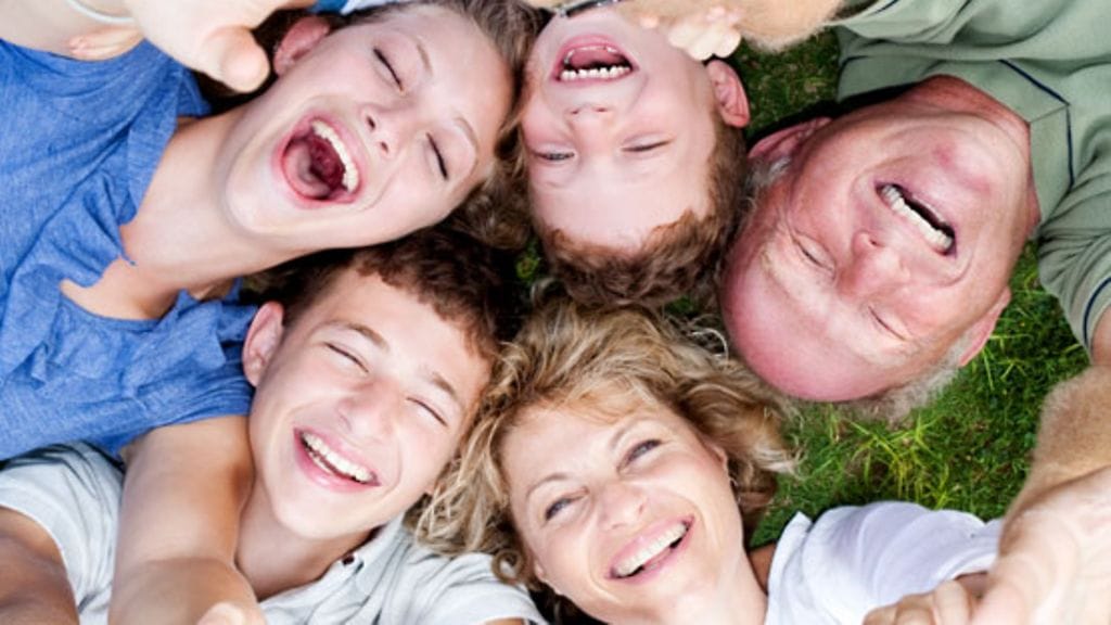 Leiki kuin lapsi, kiroile kuin merimies ja kiipeä puuhun kuin apina – karkottavatko nämä konstit stressin?