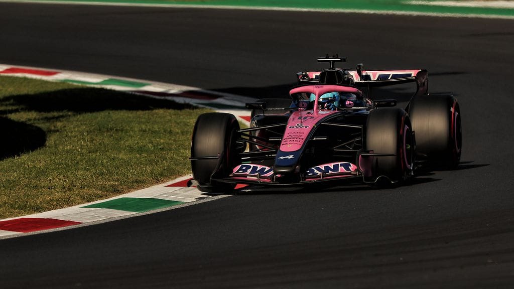 Pierre Gasly ajoi paalupaikalle Monzassa.