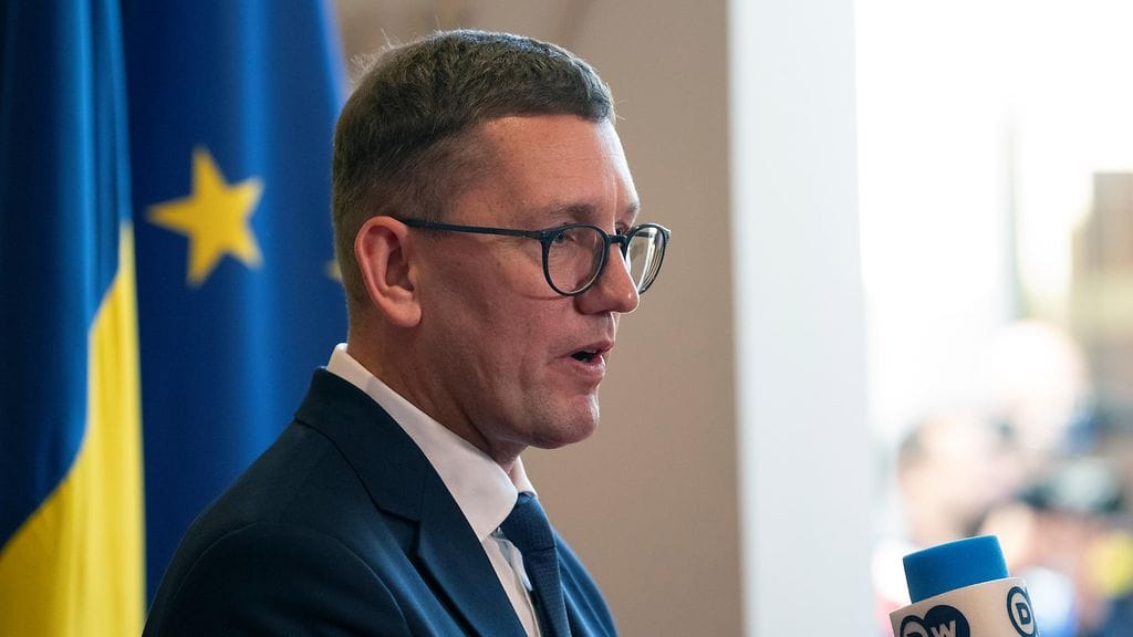 Viron pääministeri Kristen Michal Rovaniemellä 14. syyskuuta 2026.