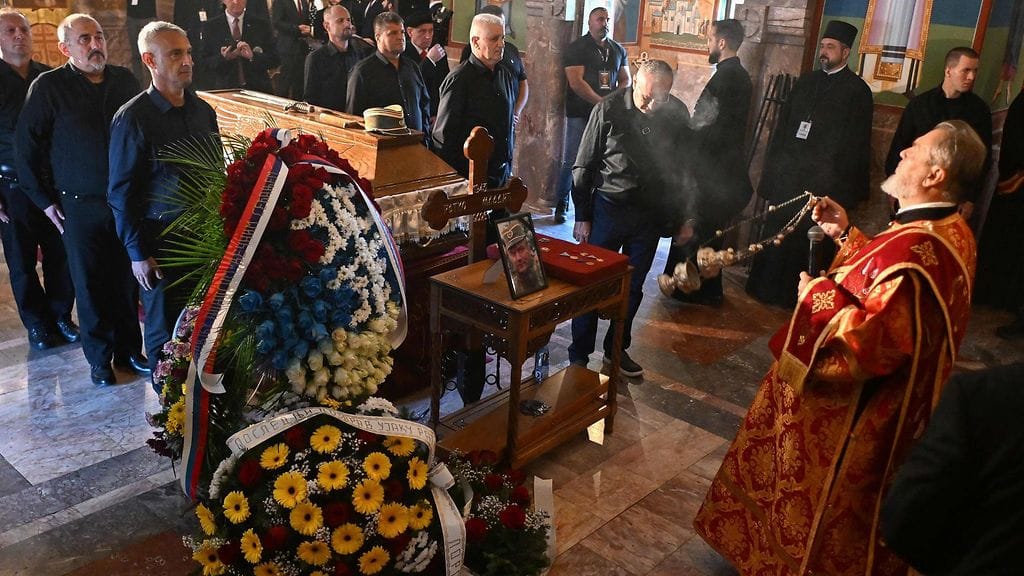 LK 16.9.26 ratko mladic hautajaiset