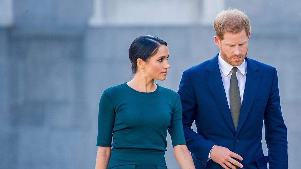 Harryn ja Meghanin paluumuutto Iso-Britanniaan tuli yllätyksenä.