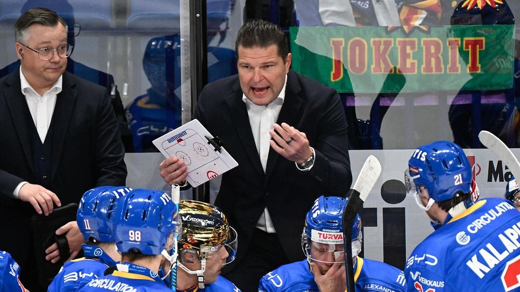 Tomek Valtosen luotsaama Jokerit on aloittanut SM-liigakauden viidellä perättäisellä tappiolla.