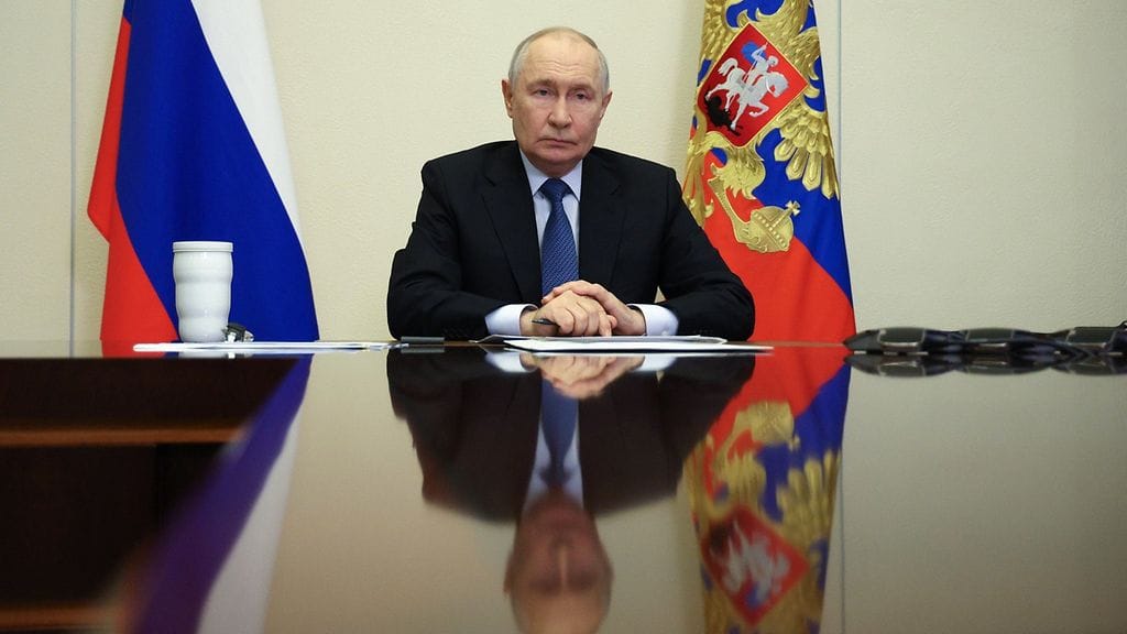 Putin AOP