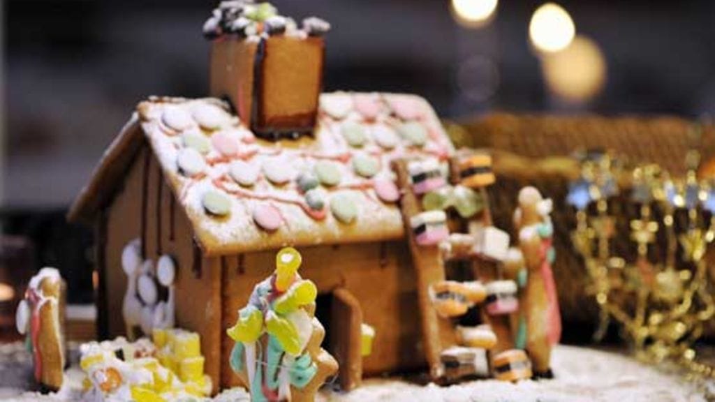 Nykyään Annikin joulupöydässä on tungosta.