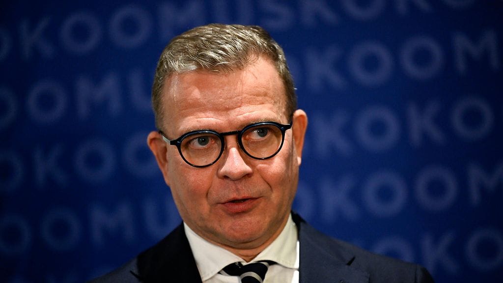 Petteri Orpo vierailee Vappu Pimiän -podcastissa.