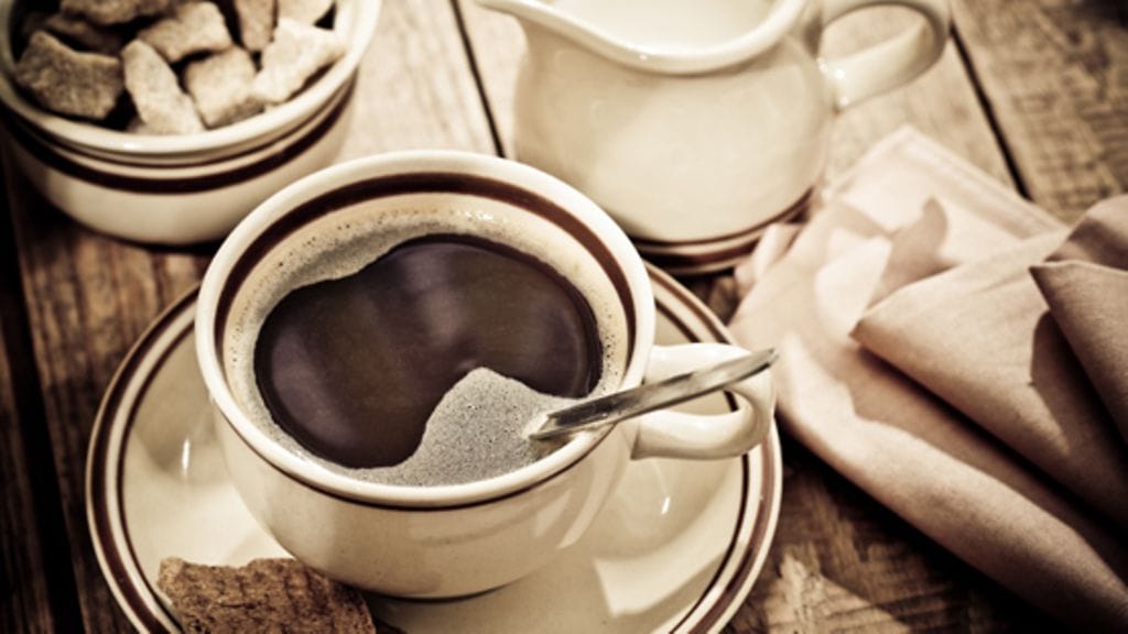 Kahvi kuivattaa elimistöä.