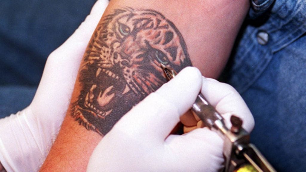 Tatuointitaide ei ole ikään sidottua, vaan sitä harrastavat kaikki.