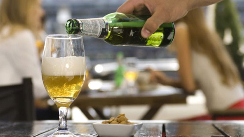 Oluen litkiminen voi viedä sairaalaan.