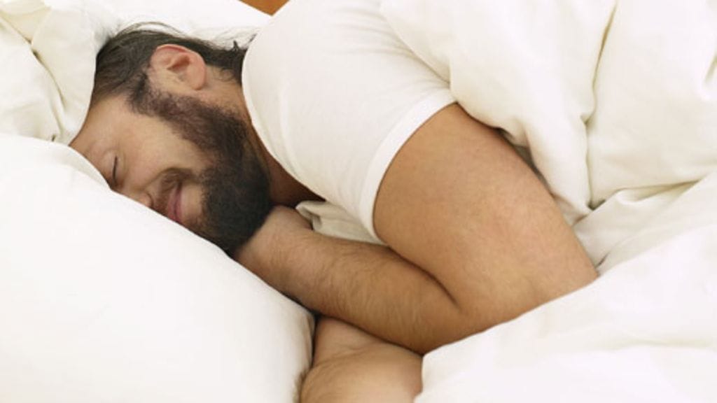 Iso palkka tuo parhaan unen, väittää brittitutkimus.