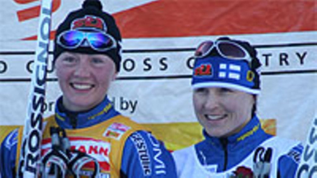 Virpi Kuitunen, Aino-Kaisa Saarinen, kuva: Jari Porttila