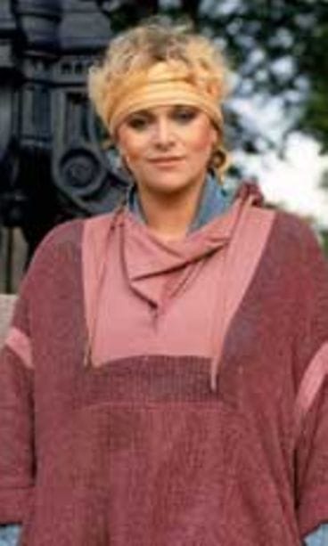 Marion poseeraa vuonna 1983.